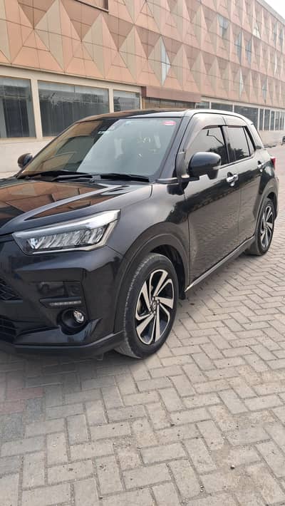 Toyota Raiz Z package