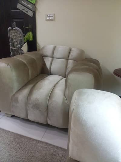6 seater sofa set newly posheesh