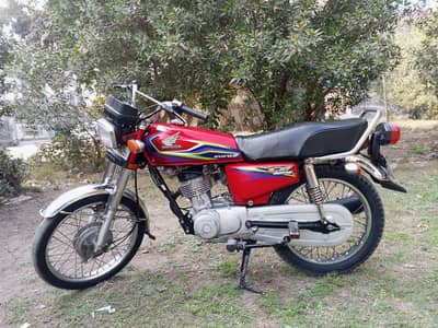 Honda CG 125 | Model 2017 | FIRST OWNER BIKE | CONTACT 0329 - 8620376