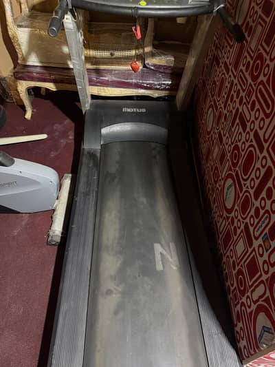 motus commercial tredmil