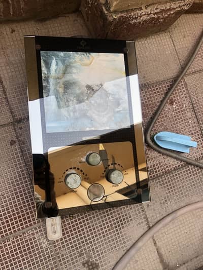 NASGAS INSTANT GEYSER FOR SALE