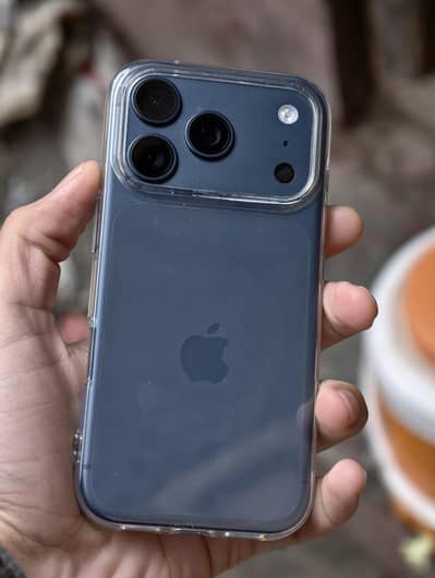 Iphone 17 pro jv with box only 2 cycle charged