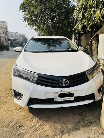 Toyota crollra Atis 2016