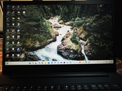 Lenovo X1 Extreme - Best Laptop for Developers & Professionals