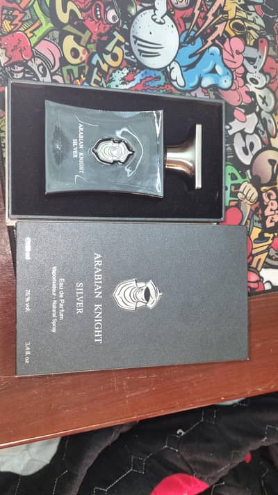 Arabian oud /Silver knight /Overseas/With box