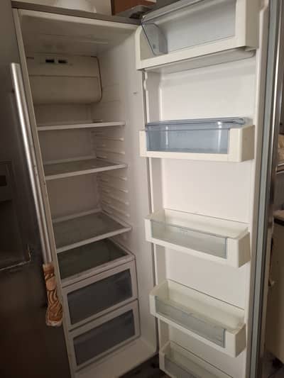 Selling my used French Style double door Refrigerator