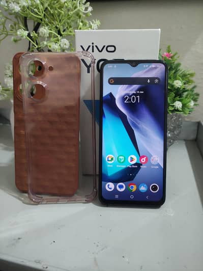 vivo y03t 4/128 full box in warrrnty 8month