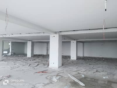 32 MARLA (45000 SQUARE FEET) BRAND NEW BUILDING 7 FLOORS