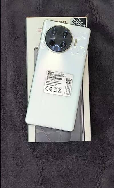 Tecno Spark 20 Pro Plus