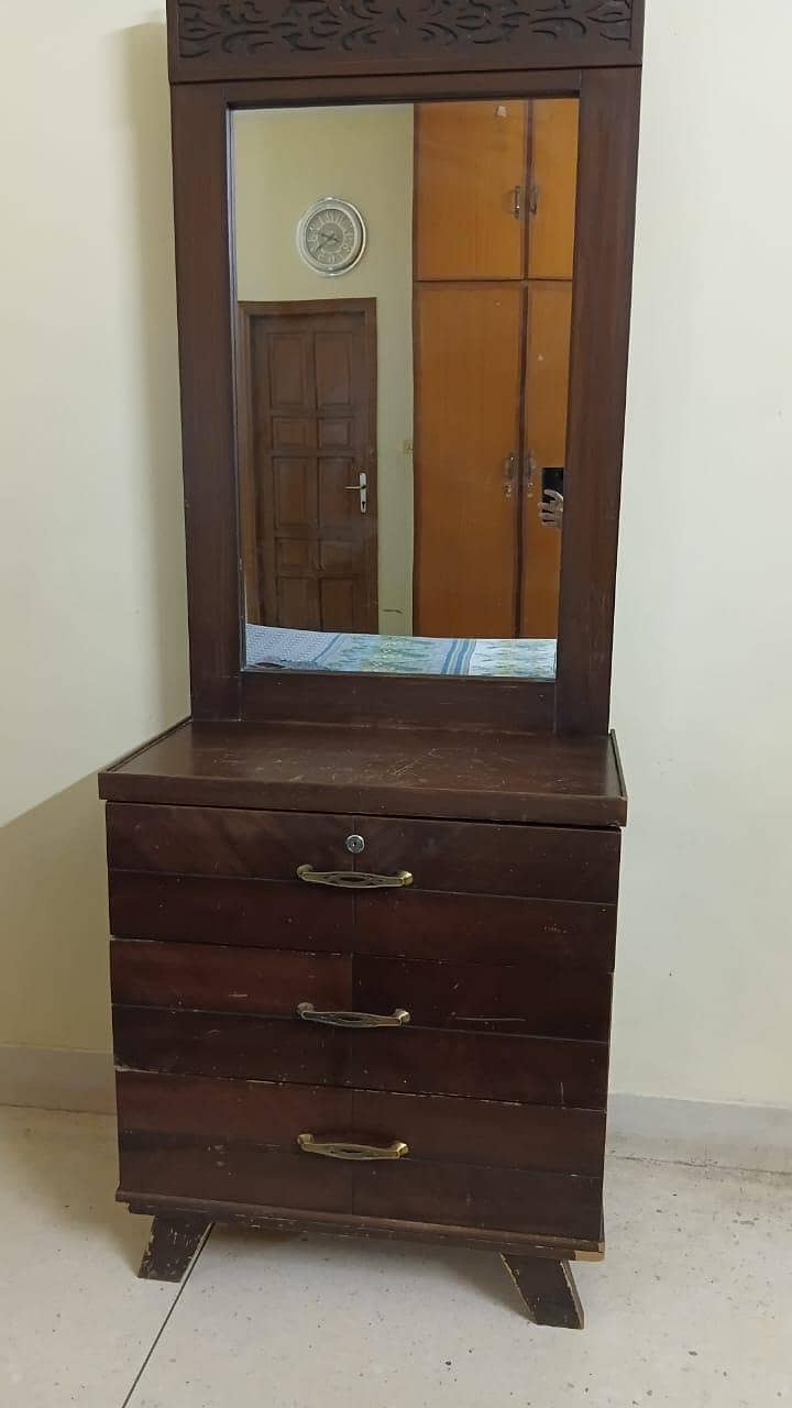 Dressing Table 1