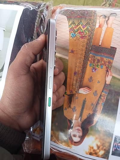 Infinix hote60i all ok 6+4gb 128 gb