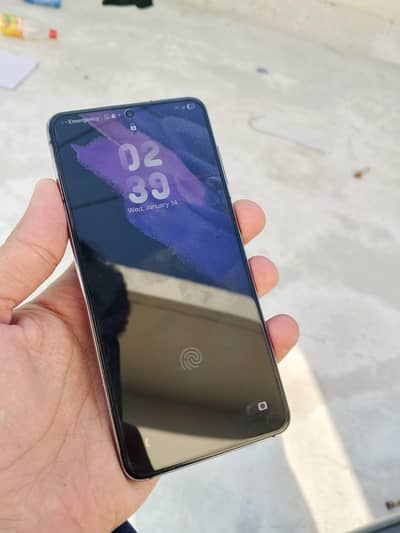 Samsung s21 (back rough)