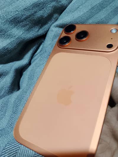 Iphone xr convert 17pro Jv Urgent sale ((03290056104))