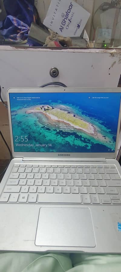 samsung i7 8 gen 8 256 ssd