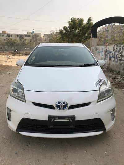 Prius 2013/16 for sale