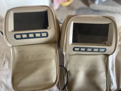Headrest pillow LCD