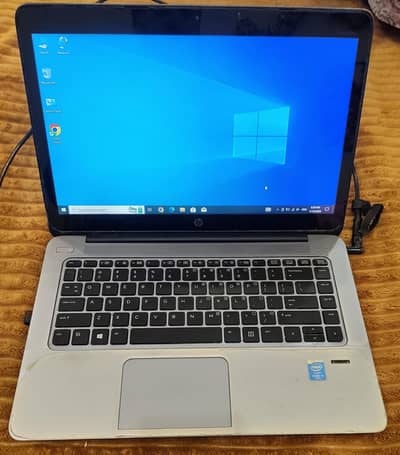 HP EliteBook Folio 1040- i5-5th Gen. 4 GB/250 GB * i5-5th Gen