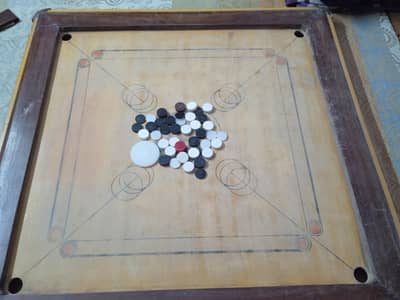 carrom board