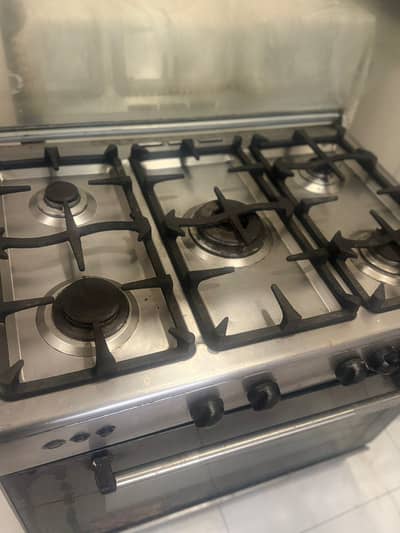 Well-Maintained Kitchen Stove for Sale