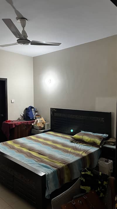 Urgent sale! King size bed set for sale (without mattress)