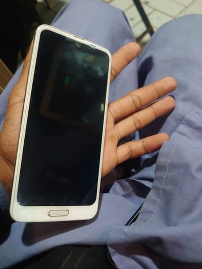 Aquos r2 exchange possible