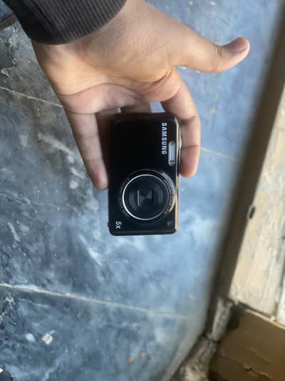 Samsung pL120 camera