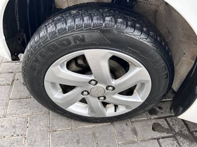 Suzuki cultus vxl tire available 40k mileage