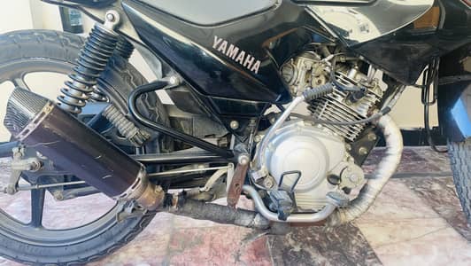 Akrapovic exhaust with band YBR 125 CD