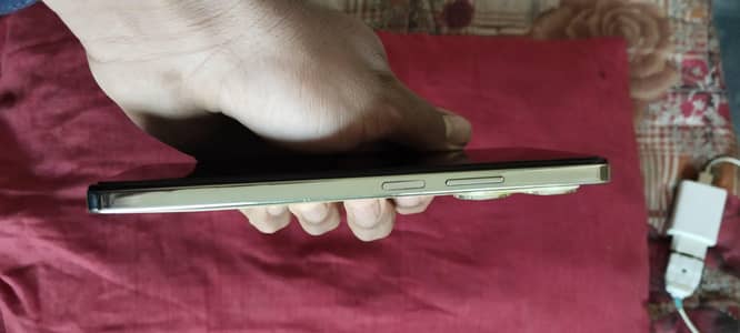 Tecno spark 20 pro 8+8.256gb