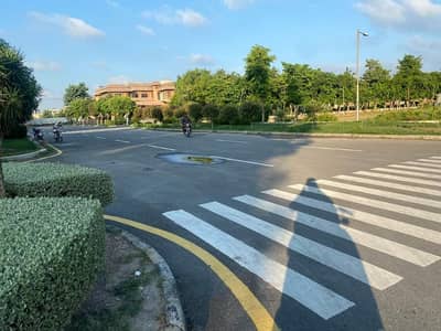 33 Marla Corner Plot Available For Sale In Main 100 Feet Boulevard Road Faisal Valley West Canal Road Fsd.