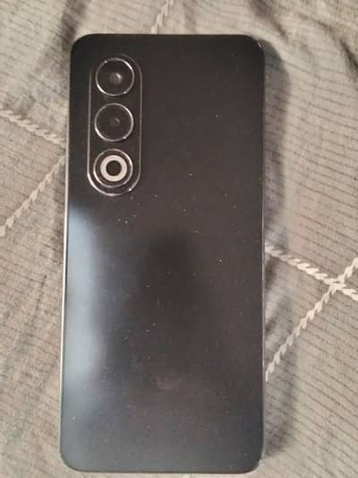 itel S25 black color