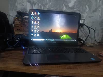 dual hard 128 ssd and 500, 8 gb ram core i5 3 to 4 hour battery b