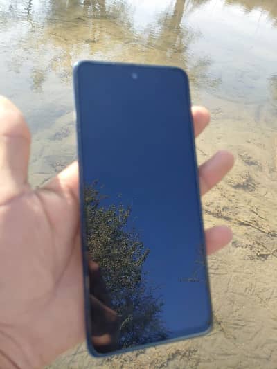 Motorola edge 2021 condition 10.9 all okay 6gb . 128