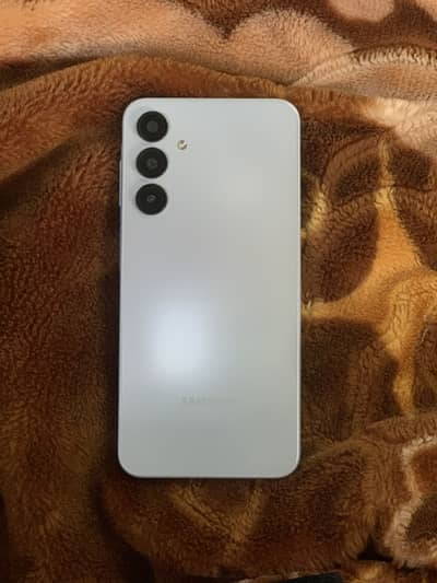 Samsung A16 8gb ram 256 gb storage