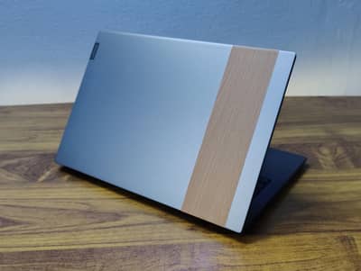 Slim Bezels Windows Type C Laptop