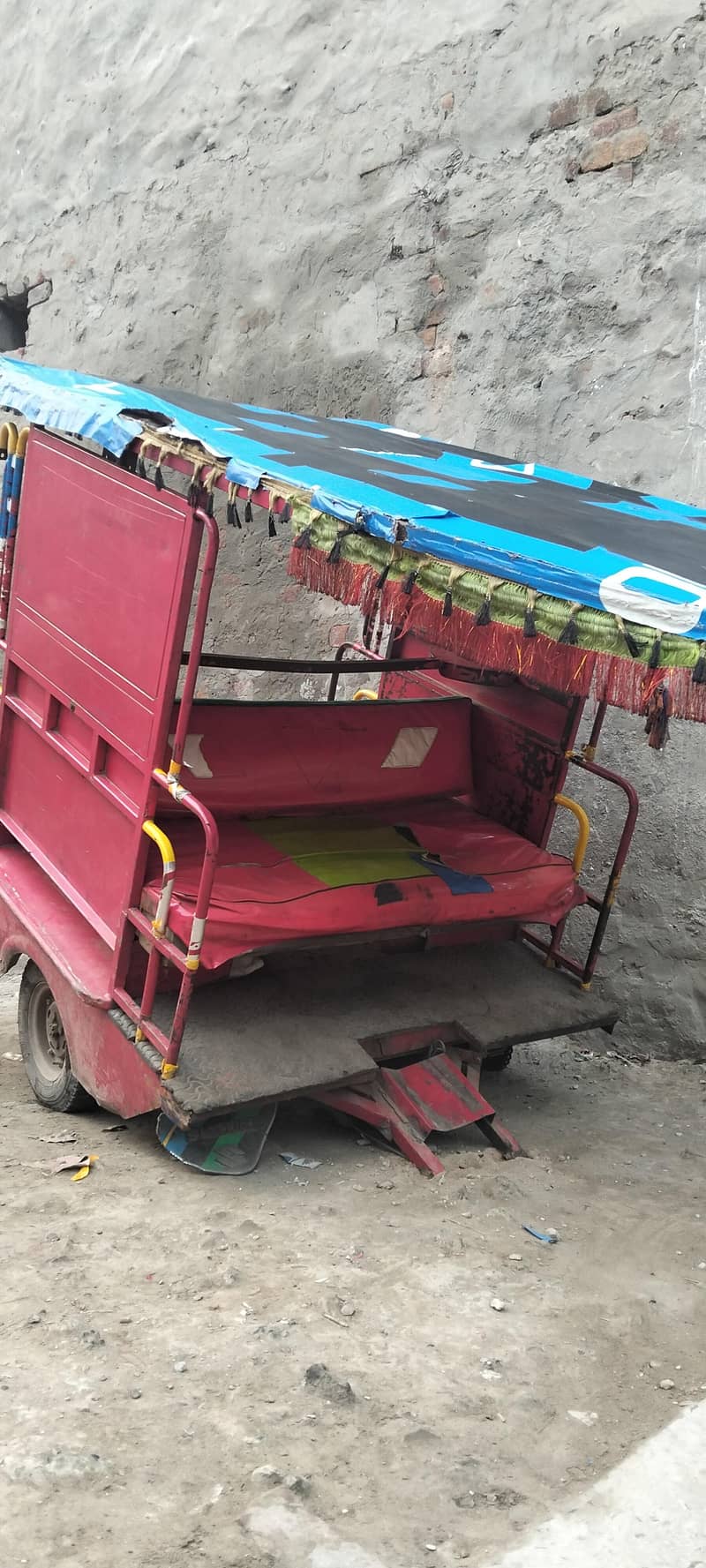 چنگچی رکشہ کی باڈی باڈی برائے فروخت ہے 2