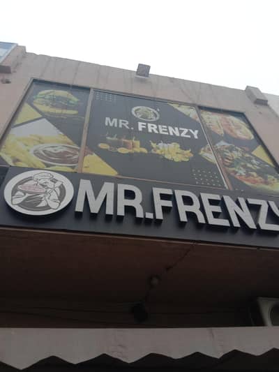 Deliver boys and kitchen helper