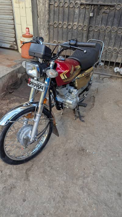 Honda 125 special gold edition