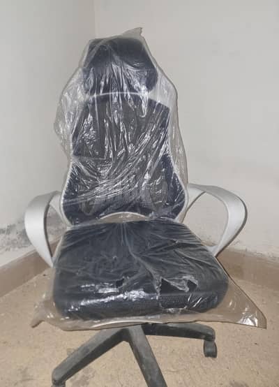 Brand new office chair
