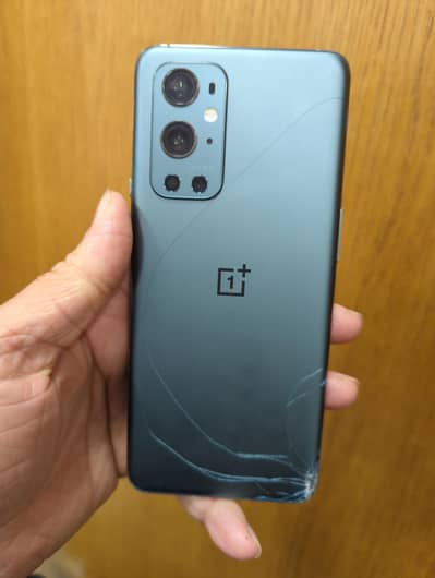 OnePlus 9pro 12GB 256GB lineor shade minor 35000 aproved