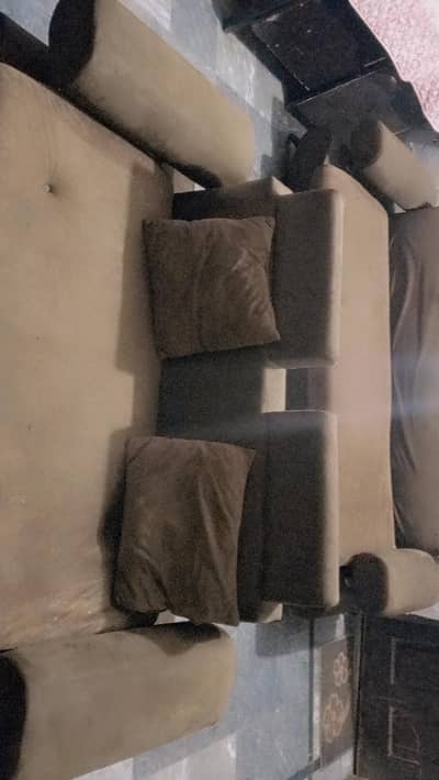 7 seater sofa set for sale  urgent