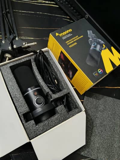 Maono PD200X DYNAMIC MICROPHONE RGB