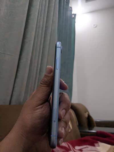 iPhone xr pta s