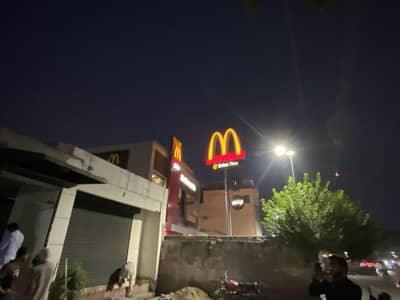 1 Kanal Corner Commercial Building For Rent Johar Town