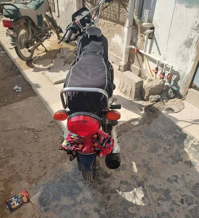 BLACK HONDA CG 125 FOR SALE