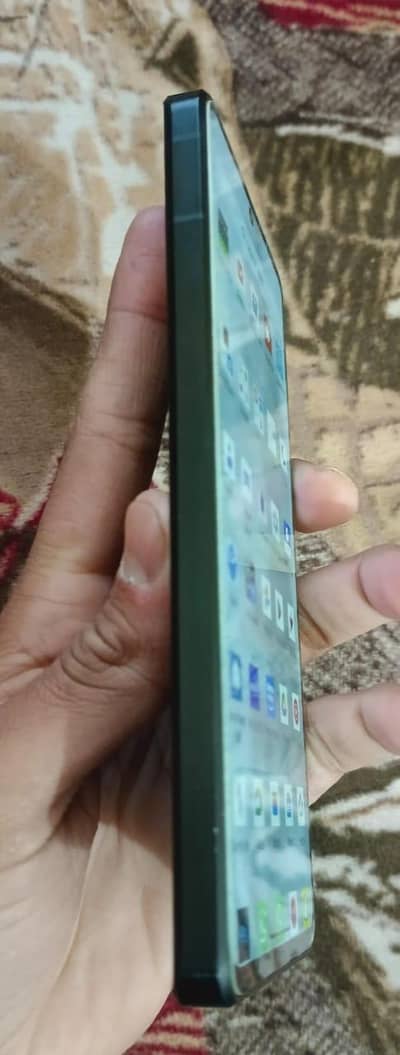 Aquos r7 12/256 snapdragon 8 gen 1 processor