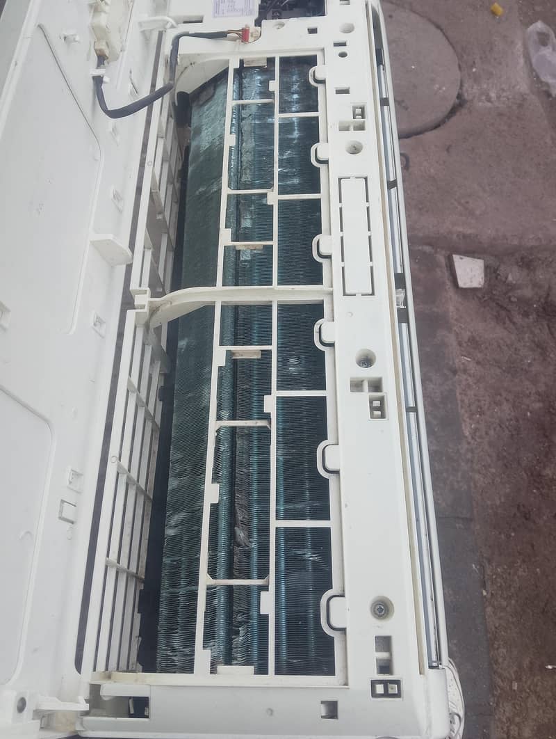 APEX SPLIT AC 1