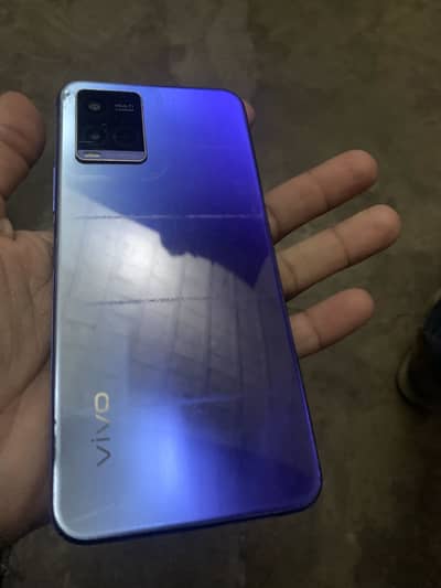 Vivo y21