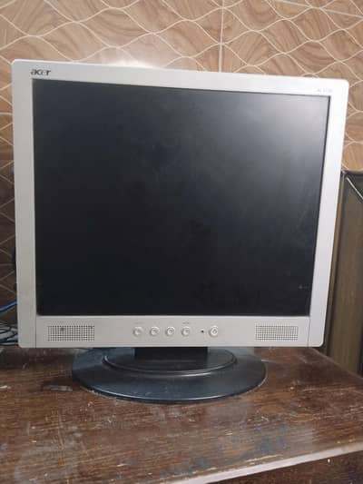18 Inches Acer Monitor