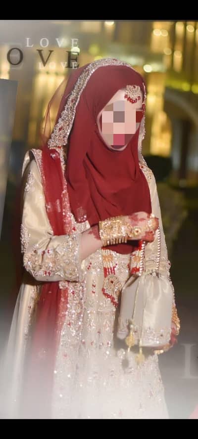 Luxury 4-Pc Bridal Maxi Set (Urgent Sale) – Gujranwala